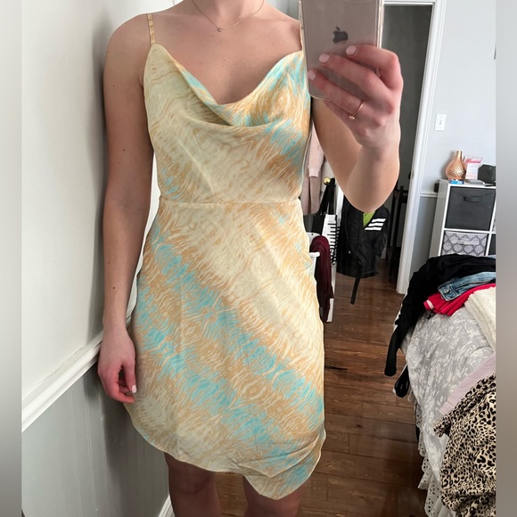 Guess Silk Dress - Picture 2 of 3